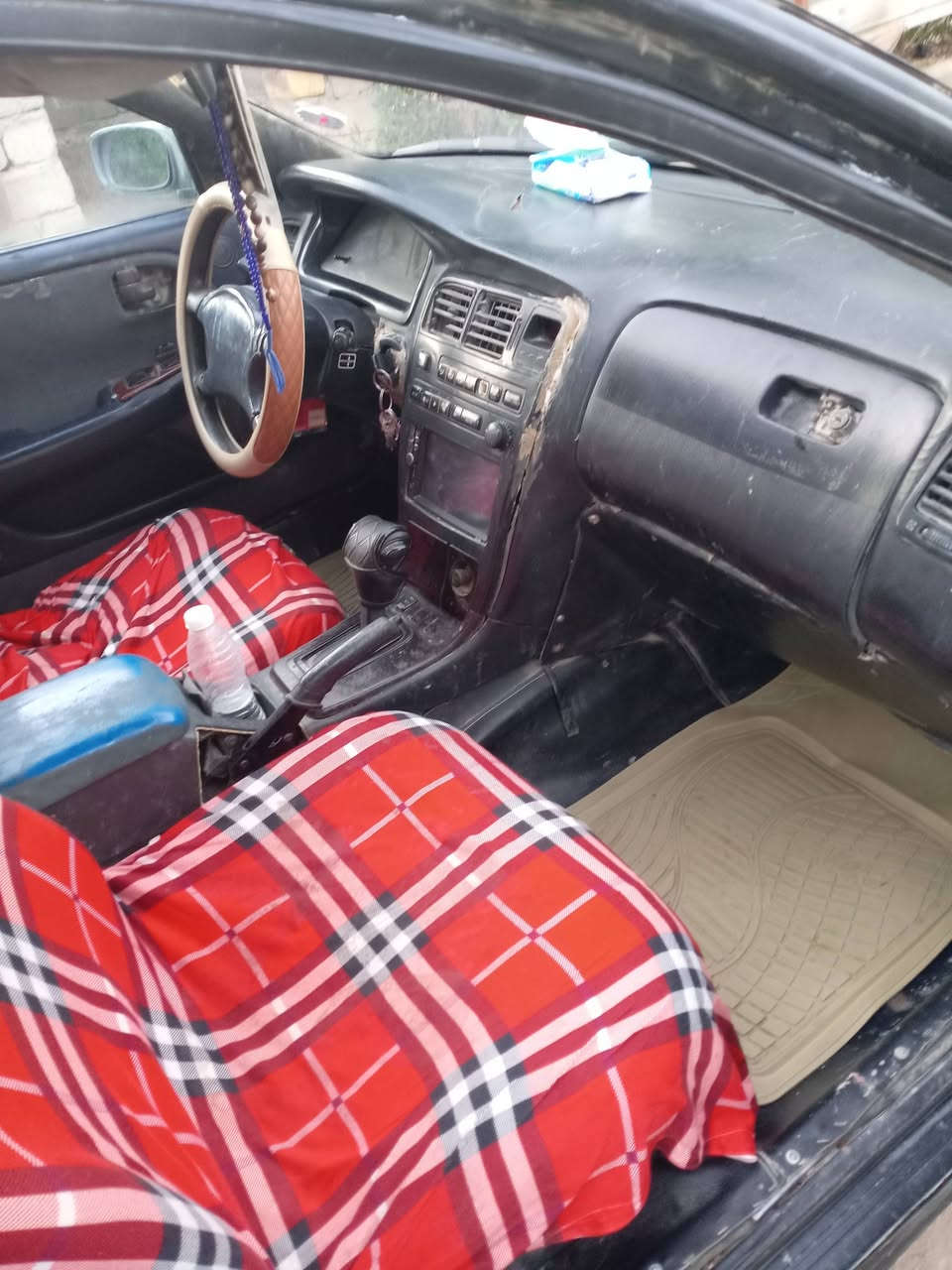 سلام عليكم 
سياره كرسته موديل 94
بدون راعي ماندله جاهز مابيه اي نقص السعر 25وبيه مجال ناصريه سوك الشيوخ ***********
