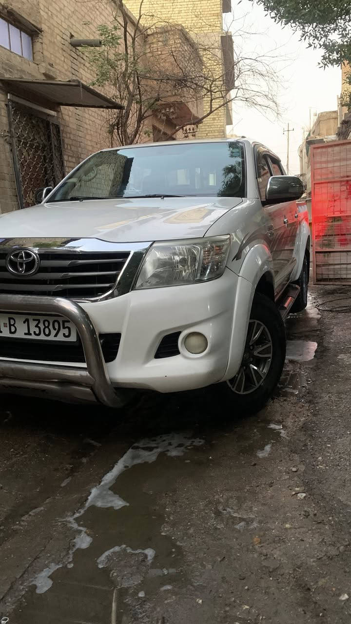 سلام عليكم بيكم هايلوكس موديل 2014 سياره نظيفه بشكل مكينه وكير على وضع الشركه لا فتح ولا صوت ولا تنقيص ولا تبخير مكينه وكير خير من الله سياره رقم اسليمانيه تحويل ثاني يوم عنوان بغداد واي ستفسار ***********
