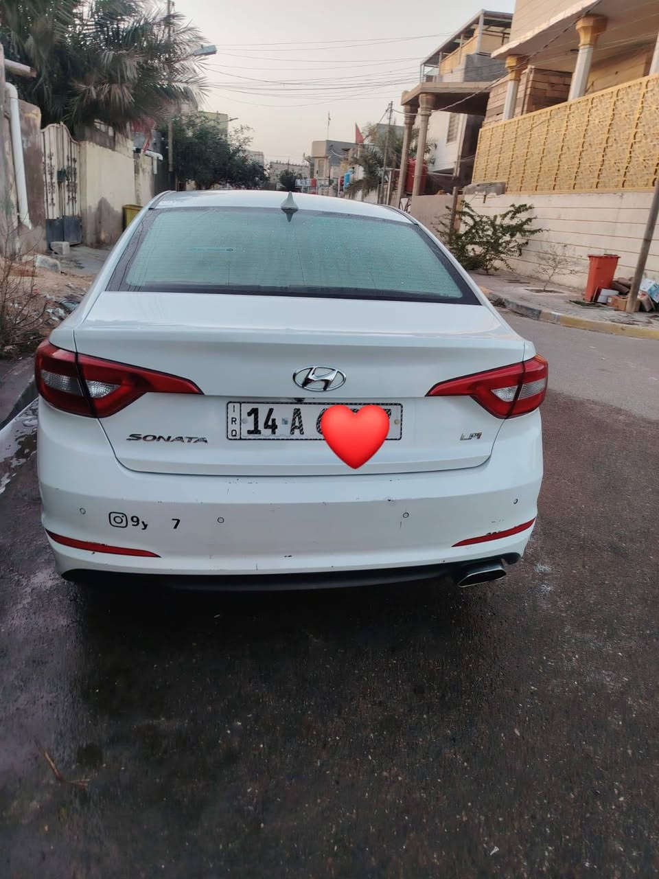سلام عليكم
سوناتا وارد كوري موديل 2017 
السياره جاهزه مكينه كير تبريد 
مكينه دوش والكير المرغوب 
جاملغ امامي صفحة السايق شبر صبغ
السياره باسمنه جاهزه لتحويل 
العنوان البصرة القبلة 
رقم الهاتف ***********
السعر 147
