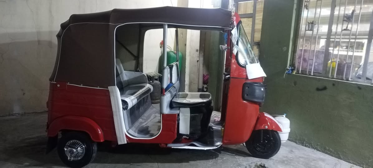 للبيع 18 شهر 5 رقم وسنويه العنوان الكمالية سعر 5600 وبيه مجال ***********
