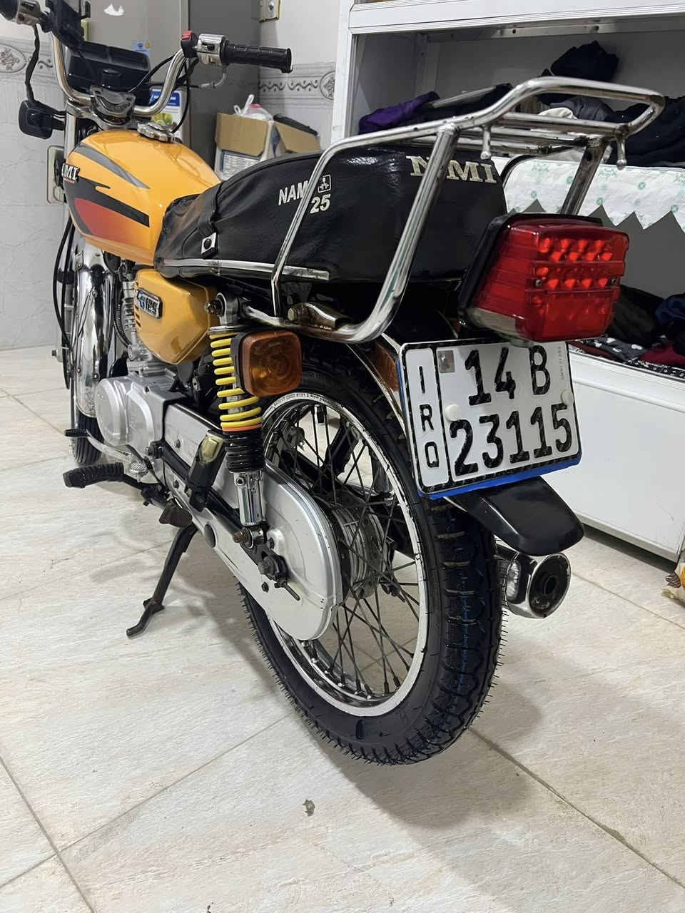 سلام عليكم نامه شلامجه  2021 اصل رقم وسنويه 2030 دراجه جديده احله من تصوير كله بلاد عله وضع شركه يعني مو مثل بقيه معمرات تجاري لون اصفر   سعر 1.750 مكاني بصره شط عرب الجزيره ***********
