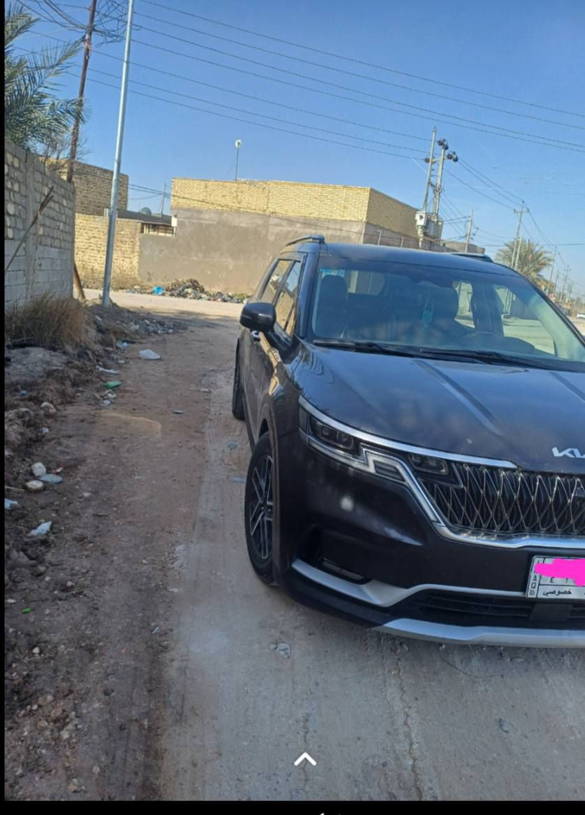 السلام عليكم كيه كرنفال 2022  رقم بغداد وارد امريكي اللون فيلي حادثه جوملخ والباب بلادي مصبوغ المواصفات بيبان كهربائي كامره خلفيه حساسات خلفي رادر خلفي امامي جانبي  سياره نضافه فول تخم تاير كير محرك مشروطات حداديه جديده سياره جاهزه من كلشي //السعر 250وبيه مجال /
***********
