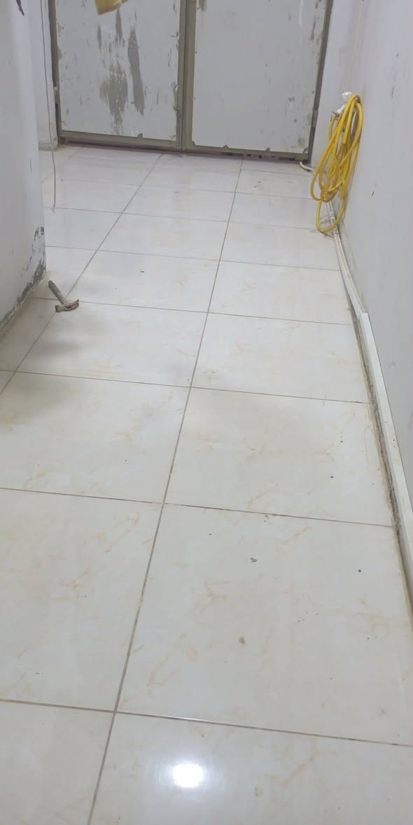 دار للبيع
بمساحة 125متر
بياع نقداً
واجهة 7.5×20
النداء مجمع بيتي 2
قريب شارع المجمعات 
بناء درجه أولى 
طابق واحد بخريطة هندسية راقية.
للإستفسار عن باقي 
 الصور والتفاصيل اتصل WhatsApp 
***********
عنوان المكتب مجمع بيتي السكني الأول مقابل الأميرات الثانية او مطعم وكافيه الشيف محمد صلاح 
مكتب سما بلادي للعقار. 
نستقبل جميع العروض في المجمعات والأحياء السكنية في النجف الاشرف.
