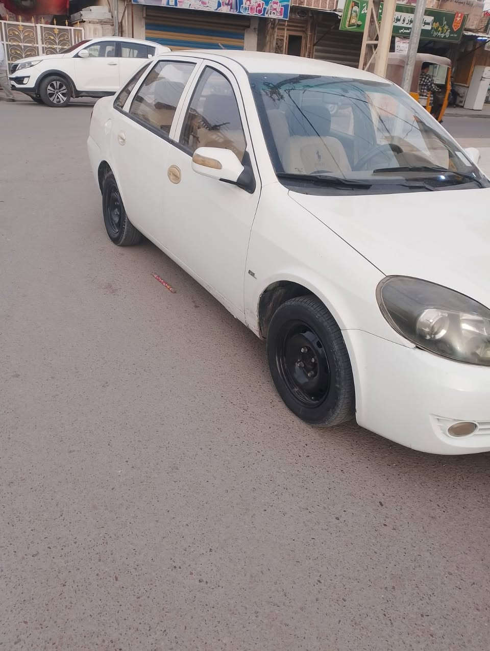 السلام عليكم للبيع ليفان 2010 مصفره غرامات  السنويه منتهيه 9شهور كير مكينه كهربائيات تريد تخم تاير حداديه امامي خلفي خير من الله السعر 32$ بيها مجال قليل مكاني الدوره ابو دشير *********** واتساب مكلف بالنشر
