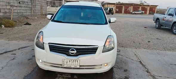 للبيع التيما موديل 2007رقم بغداد مكينه 3000
كير مكينه خير من الله ضرر جامرلغ امامي فقط 
السعر 70بي مجال قليل ***********
