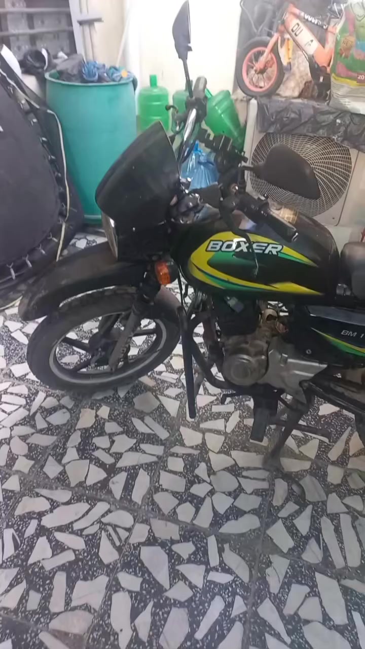 بوكسر موديل 2021
دراجه خير من الله مال شغل 

مكينه ناعمه 

مكان بغداد الزعفرانيه 

متواجد عل فيس 

*********** هذا رقم فقط واتساب
السعر 700او بيه مجال
