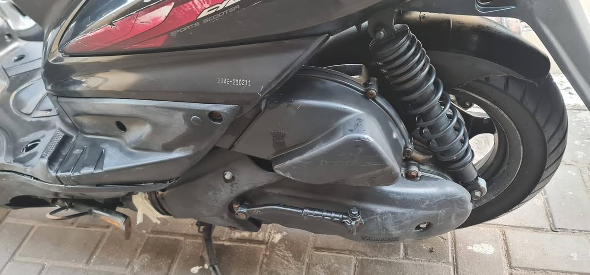 سكنس يابني فحل 
مامفتوح كهربائيات كله شغل
مختمه ختم وحد سعر 950 وبهه مجال
*********** البصره
