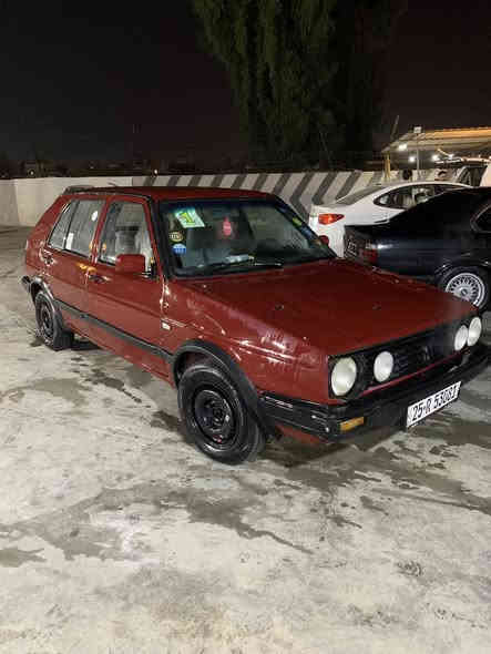 كولف 1988 رقم كركوك سنوية جديد لحد 2030 دفتر بنزين بيها بشرط التحويل صبغ عام محرك جيتا 18 كير عادي بيها ضربه خفيفة من كدام والكهربائيات كله مضبوط سعر 25 رقم ***********
