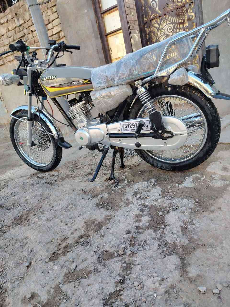 السلام عليكم البيع درجة تايكر موديل 25نضيفه مانقصه اي شي مكفوله مكاني حله حي العسكري  ***********
