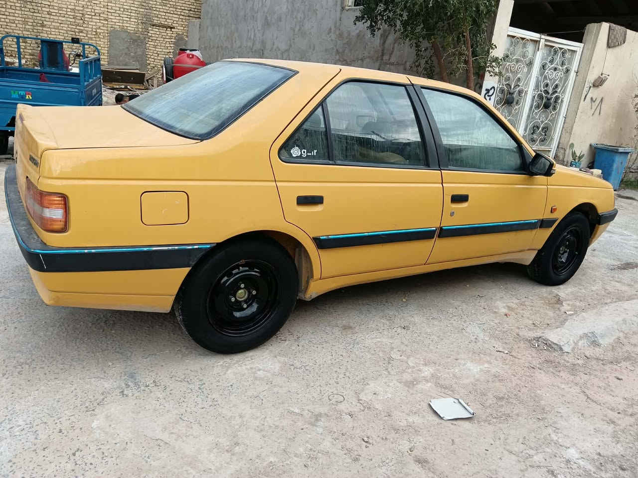 السلام عليكم اخوان للبيع سياره بيجو لميس 2016 دشبول عالي رقم نجف انكليسي بسمي مصفره هئية وغرامات و سنويه جديده
سياره نظيفه انظف من الصور مكفولة من ضربه وصبغ وتبديل عده بنيد بي رش كلير بدون تبديل وعندي سونار  تخم تاير جديد حداديه جديده تبريد ثلج مكينه بيها خيط بخار فقط مكاني نجف الكوفه رقمي  ***********
