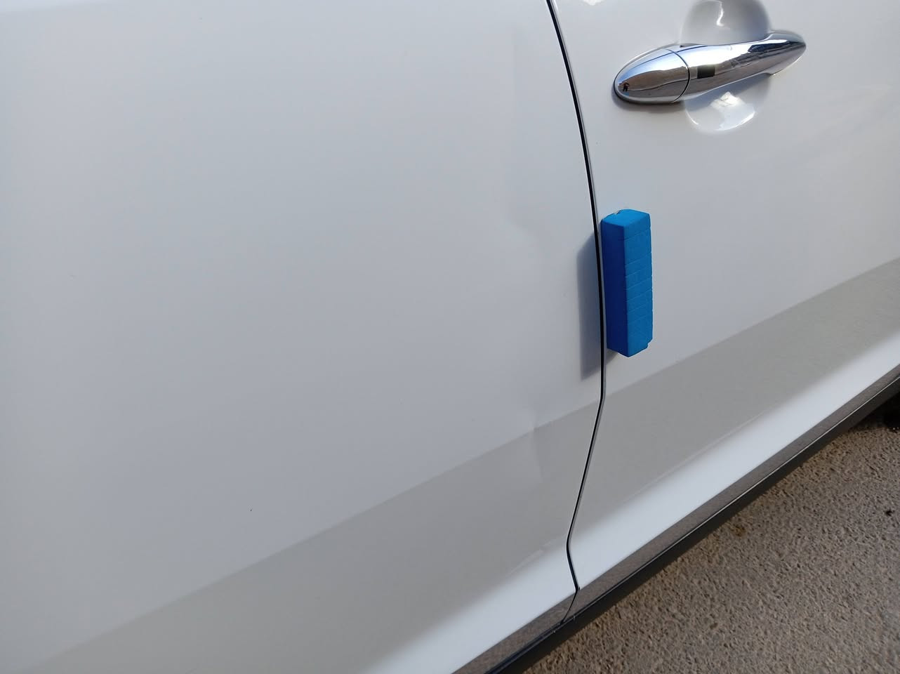 سلام عليكم سبورتج 2014 خليجي محرك 2000 رقم بغداد الجديد بيه صبغ بنيد أثر شخوط
بدون دواخل وبيه كم كارت بجهت السايق محرك كير كفاله الك الفحص مواصفات اشاره بل المري ومري شفط وتحكم استرين حساس خلفي بيه ملاحظه خفيفه تحويل مباشر السعر ١٤٧ بيه مجال  اتصال ***********  الانبار هيت
