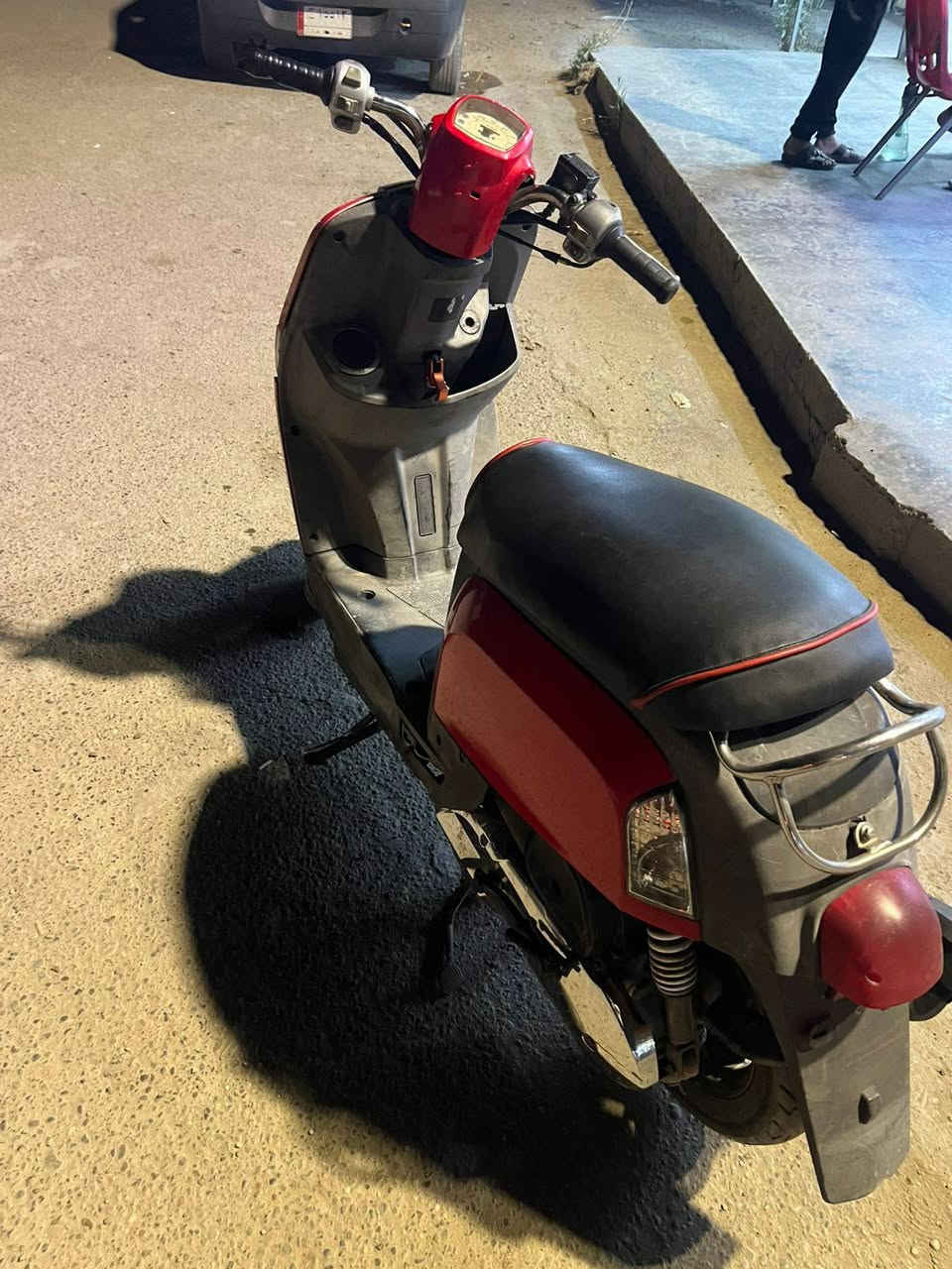 السلام عليكم بوليس كابريتر نضيفه كلش ميكنه فتوحه دراجه مابيه اي نقص 
650 بيه مجال حك جيه 
تواصل وتس ***********
بغداد التاجي
