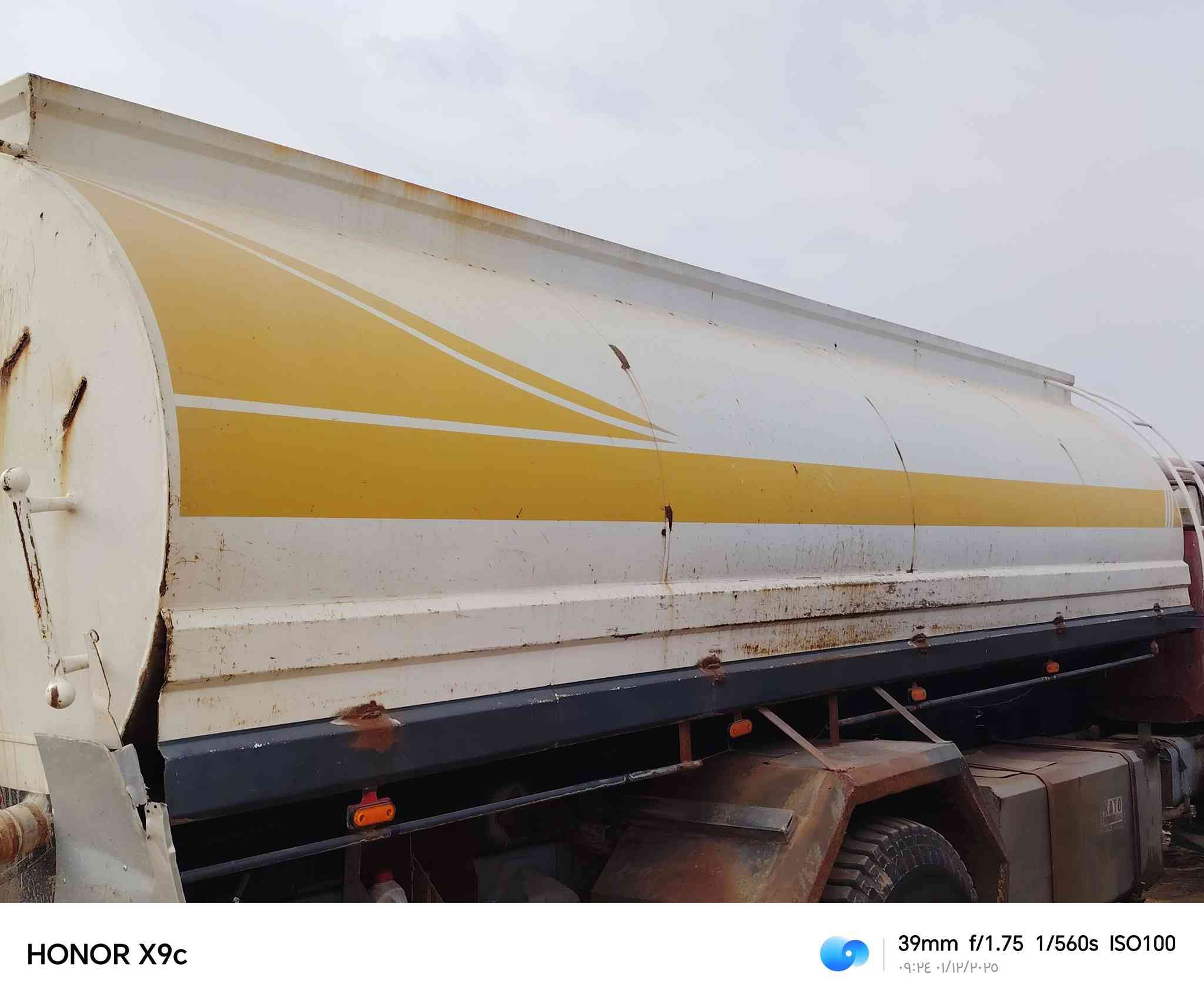 السلام عليكم للبيع تانكي طوله ٦ السعر ١٢ ورقه بيه مجال للاستفسار ***********
