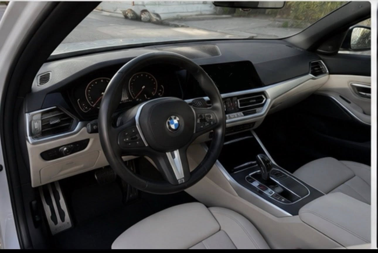 السلام عليكم
BMW 330i
بي ام
2020
فئة 330 I
حادث خلفي موضح بالصور
لغد وشواصي وايرباك مكفول
كير ومحرك وتيربو مكفول
السياره نظيفه اقرب للجديده
ماشيه 40 
سلايد
رادار امامي
مانع تصادم
كراسي كهرباء
وبعد مواصفات السياره المعروفه
بأسمي السياره 
السعر 215$
مكان السياره بغداد اليرموك
***********
د.علي
