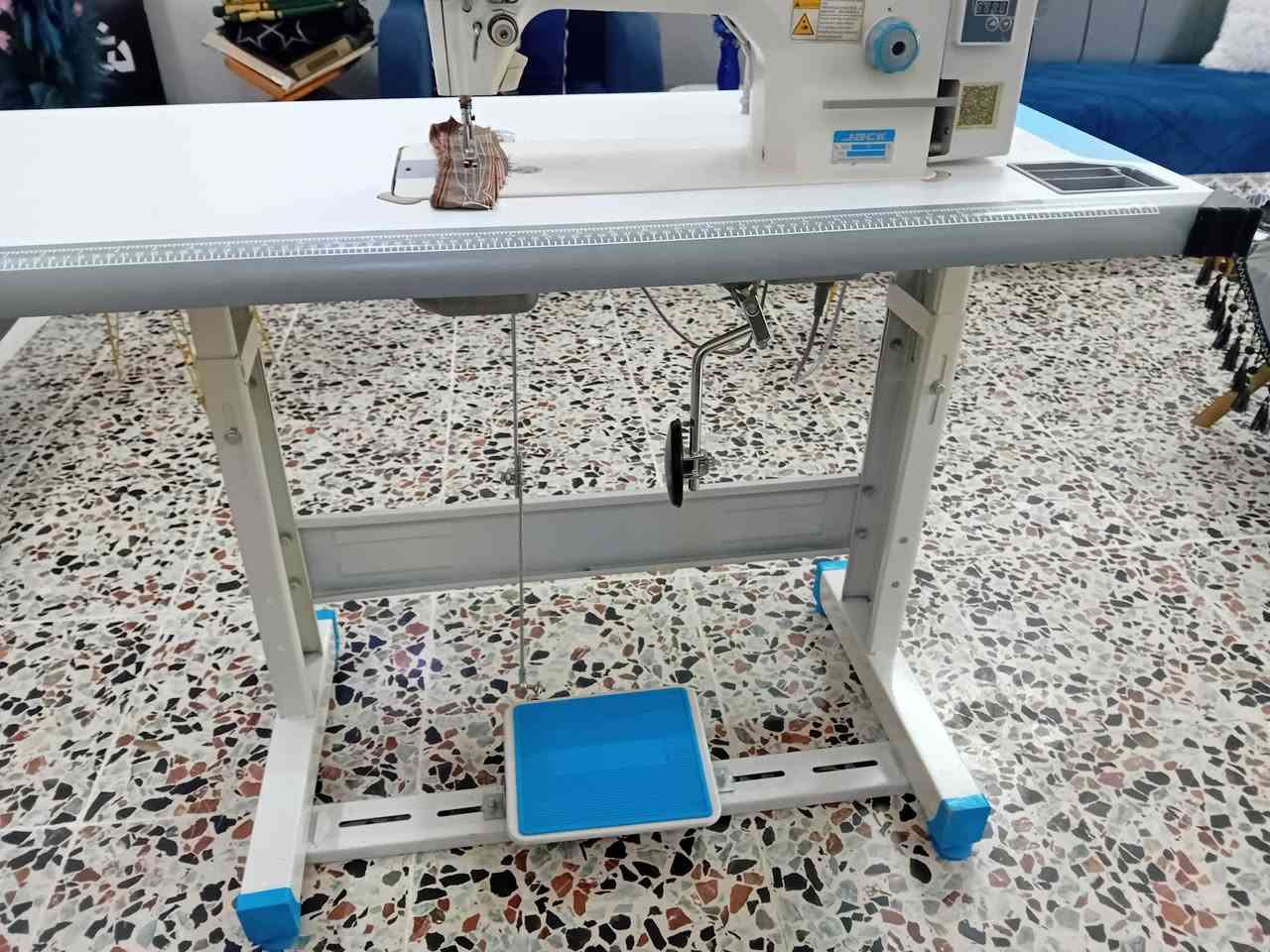 السلام عليكم مكينه صناعي جاك F5 مستخدم قليل قتصادي يسحب ربع انبير تحكم سرعه مديل٢٠٢٥ نظيفه جدا شرط على الفحص السعر ٣٥٠الف
تصال ***********واتساب
غير متواجد على الفيس
