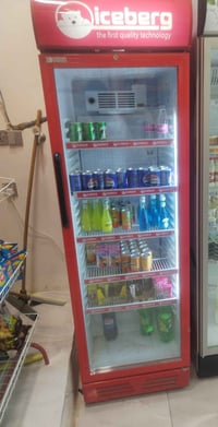 عارضه حمره للبيع جديده كلش استعمال سبوعين سعر 500 وبيه مجال شراي يتصل ...