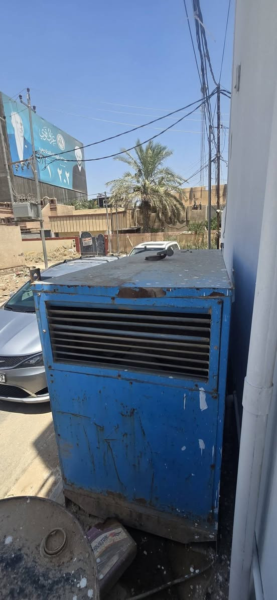 مولدة 30 kv انكليزي
كاتم 100% نظيفه جداً
مشغلها ايام معدوده
محرك نظيف جدا
السعر 45 وبيها مجال بسيط
مكانها حله
***********
