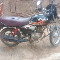 دراجه لبيع ٦٠٠ وبيه مجال قليل ٠٧٨٢٥٢٢٧٦٧٣