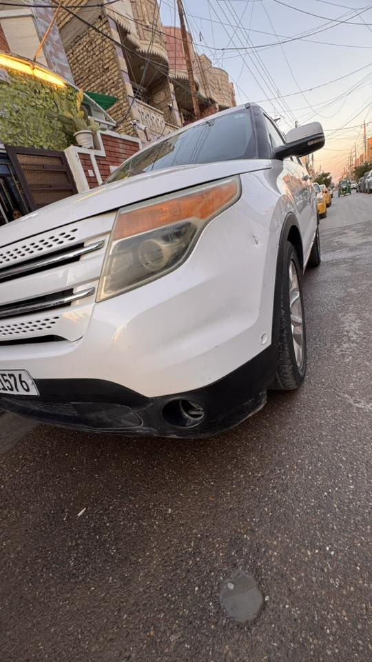 فورد اكس بلور للبيع موديل 2013 VIpوارد امريكي السيارة بيه ضربة صندوق فقط  وبيه طخة بلباب اليمين  
سعره 132 وبيه مجال العنوان بغداد الشعب 

‭0770 643 0182
مكلف بلنشر هذا رقم واتصل
