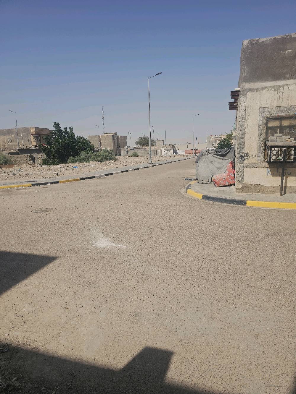 بيت للبيع في منطقطه الطوبه والنخيله مساحه ١٥٠م
طابقين يحتوي الارضي على ٤ غرف والفوك غرفه ومخزن بيت جاهز للسكن السعر ١٥٠