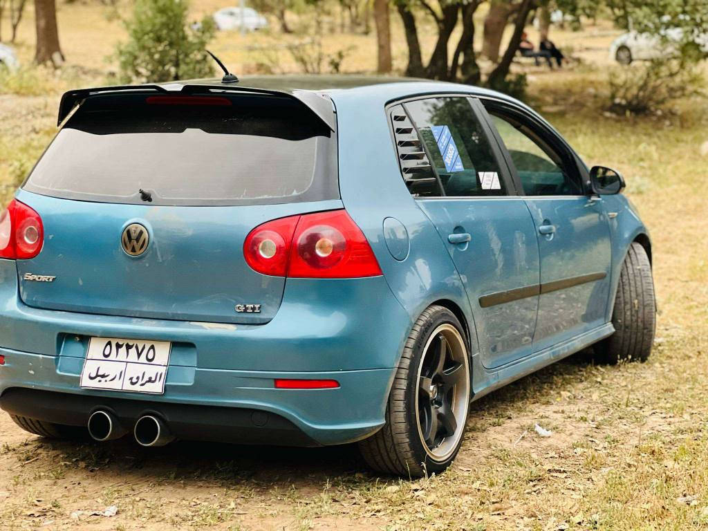 ٢٠٠٦
١بارجه ي هه يه سه قفي كه مه ك سبيبويته سه ياره كه بئ كئشه يه هه موو شتى به شه رت *********** سه حري ٦٧وه ره قه أربيل, العراق
