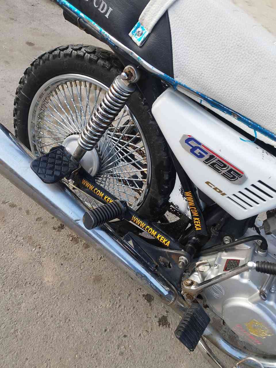 ماريد اكثر بل حجي تايكر 2020لا صرف ولا نفخ محرك اخرس السعر 300وبي مجال لطيبين الشراي يخبر مكاني جانب الايمن سبب البيع  طالب مدرسة ***********
