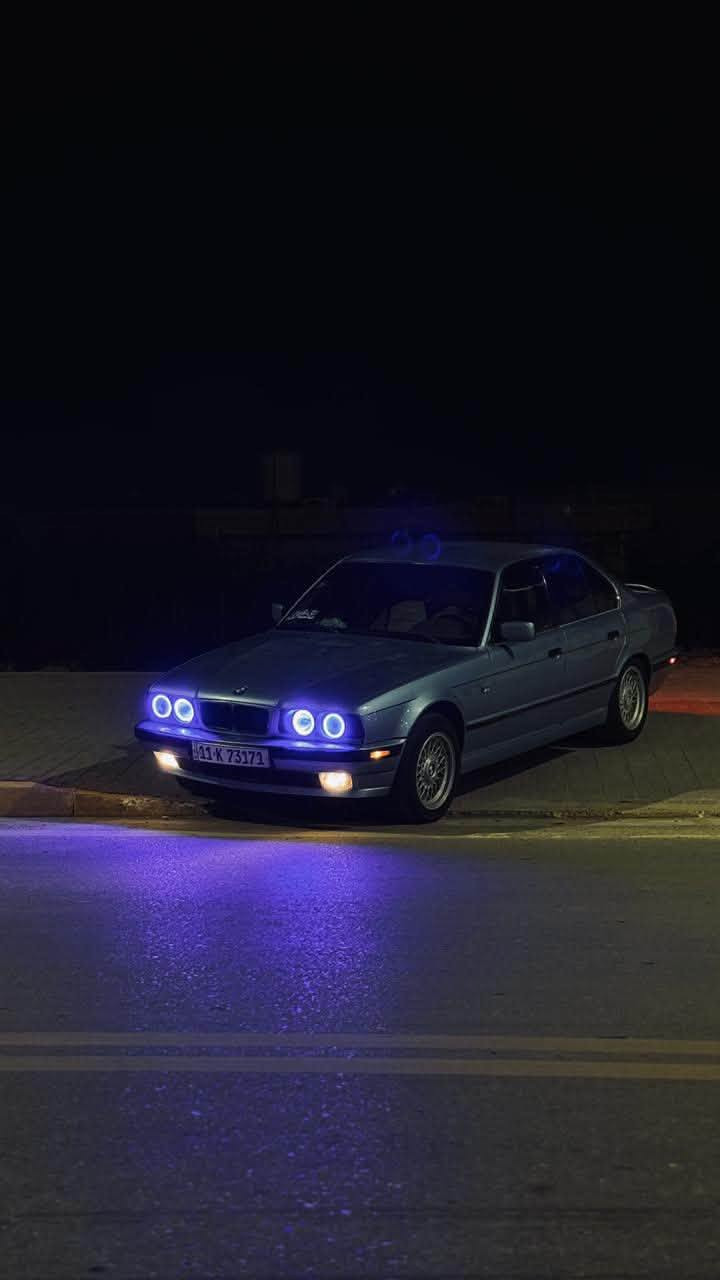 سياره bmw 525 1989 سته سلندر منضومه غاز
كير عادي ومحرك شرط
تبريد وي سويج 
كشنات كهرباء
تجوات راس كهرباء 
صبغ عام فقط 
بدون ضربه 
موديل 1889
كزوز رياضي 
شاشه وكامره
سعر (55) وبيه مجال
للاتصال او واتساب( ***********)
