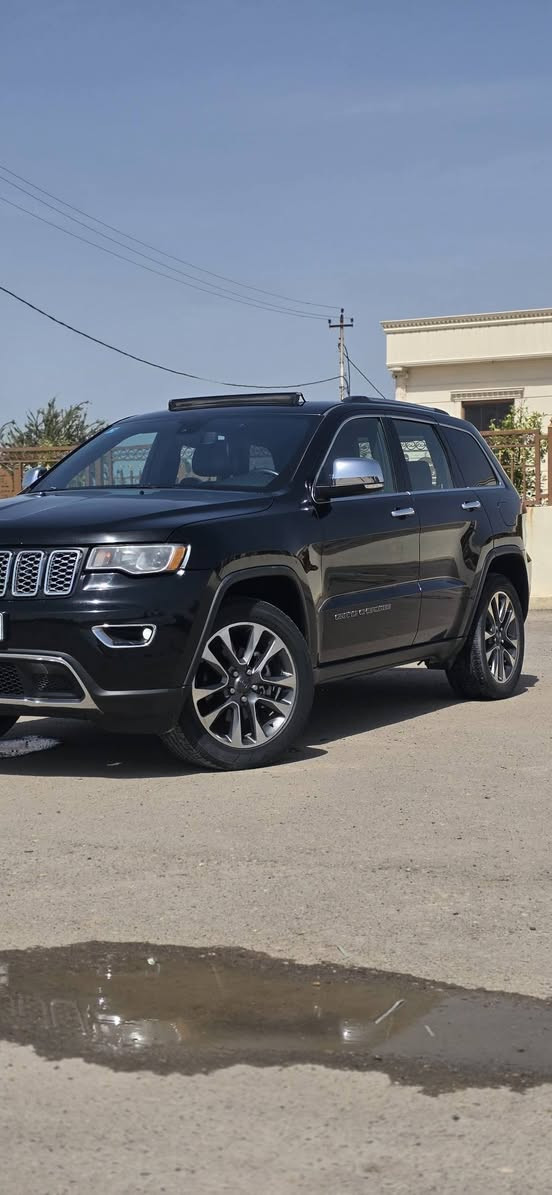 🚗 للبيع جيب لمتد 2020 🚗
📍 الموديل: 2020
📍 النوع: جيب لمتد (Limited)
📍 رقم: بغداد دولي
📍 الملكية: باسمي
📍 الممشى: 86,000 كم
📍 الموقع: بغداد
🔧 الحالة:
حادث بنيد فقط
باقي السيارة كفالة (البارد + الصبغ + التبديل)
كير ومحرك شرط، بحالة ممتازة
✨ المواصفات (فل كامل):
فتحة سقف
شاشة داخلية كبيرة تدعم CarPlay
رادار أمامي وخلفي
نظام النقطة العمياء
جنطة كهرباء
كشنات كهرباء + جلد
تدفئة وتبريد للمقاعد والمقود
أوتو هولد
تشغيل عن بعد
حساسات أمامي وخلفي
مودات قيادة
تحكمات مقود
أشاير بالمرايا
بروجكتر (زينون)
ويل حجم 20 (مال أوفرلاند)
💰 السعر: 23,500
📞 رقم الهاتف: ***********
🚘 السيارة نظيفة جداً وجاهزة للاستخدام
