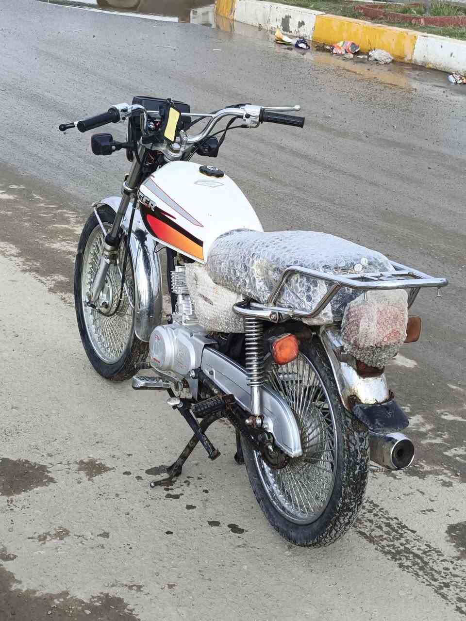 السلام عليكم دراجه تايكر مديل 2019 نضيفه حيل محرك مفتوح مبدل ولفات ونضيف ناعم مابي صوت اخرس سعر 350 بي مجال مستعجل عاوز دشبول فقط و تربط ااجوزه مال كهربائيات 
***********
