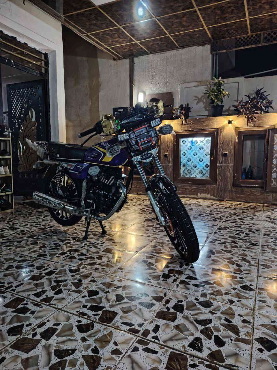 سلام عليكم ورحمة الله وبركاته دراجه سونك سيفان موديل 25 محدث 26 دراجه كدامك نضافه فول ماشالله شرط برغي ما مفتوح منه ولا مبدل شي كله وضع شركه نيه نقص شي بصيط بس جوزه وشاشه  بتقي كله وضع شركه ويه بطبه منفيس سعر 850 بيه مجال بصيط حيل عنوان تكريت ***********
