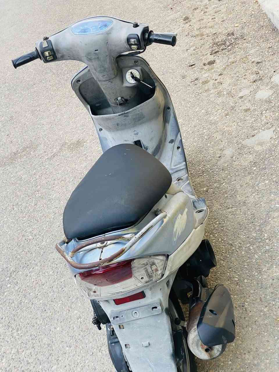 سلام عليكم قجمه للبيع سمائي بلادي للبيع كفاله مامفتوحه بلا49 كلها علا وضع البلاد كهربايات كلها شغاله  دبلات شغاله مكاني المدينه ***********
