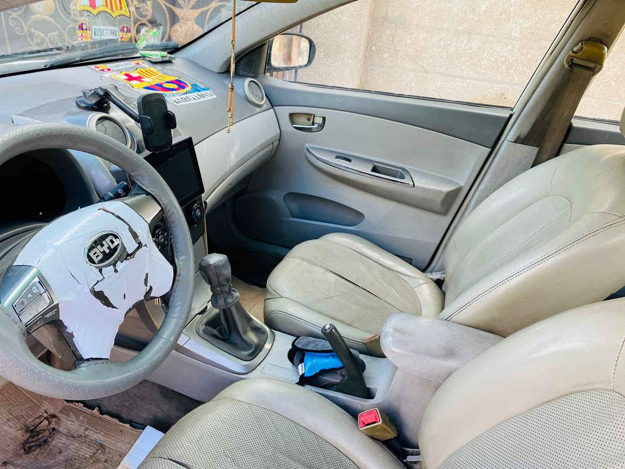 كول عام وانتم بالف خير 

السلام عليكم بي واي دي 

موديل 2013

محرك وكير مكفولات

محرك هوندا ياباني

كير عادي
صدر امامي جديد

باور ستيرن جديد 

ادامة منضومة بانزين 

رقم نكليزي

السيارة بأسمي تحويل مباشر 

رقم بابل 

السعر 40 وبي مجال كلش قليل

الاتصال:***********
