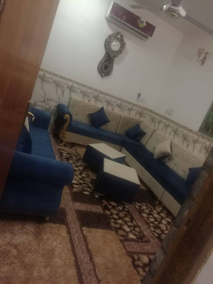 بيت للبيع في الامين الثانيه السده الجديده قرب ساحه زمن مساحه ٥٠ متر ركن طابقين صاله
ومطبخ وخدمات وغرفتين فوك  للاستفسار اتصال على رقم ***********
