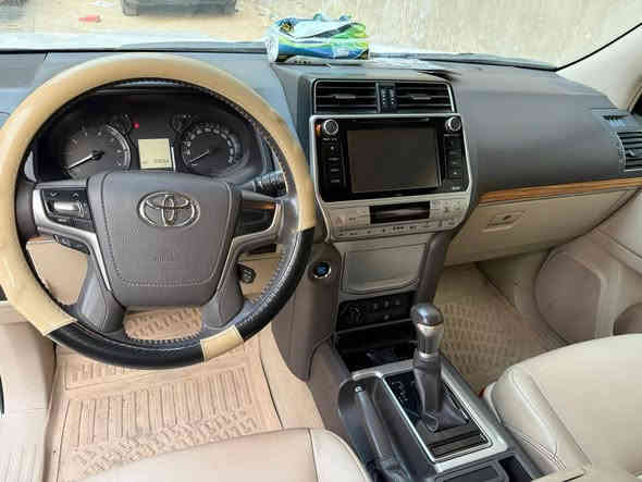 #برادو2020
برادو ٢٠٢٠ ساز TXS جديدة جدا مكفولة من اي ملاحظة لا تكحيل لا بارد لا تكحيل ولا تبديل ولا حتى فتح براغي ماشية 69000 كم حقيقي تخم تاير جديد مبدل دهن شركة جديد مبدل رقم بغداد مواصفات مايحتاج اذكرهن معروفة جلد فتحة السعر 43500 $ مكاني الكاظمية اي استفسار خاص او واتس واني حاضر ***********
