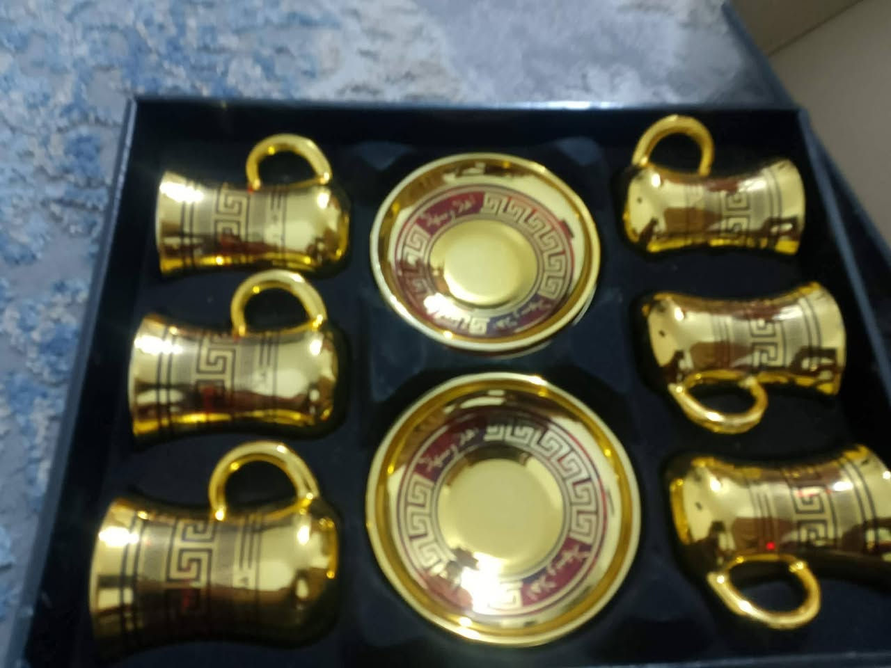 للبيع
ثلاجه جبيره جديده سعر ٥٠٠
مكيف طنين ونص سعر ٣٠٠
 طباخ ايطالي سعر ٤٥٠
سنك سعر ٨٠
كاربت جبيره سعر ١٢٠
وحده سته في اربعه وحده 3في اربعه ثنين سعر ٣٥
تنور سعر ١٥
سيت تقديم ٣٠ قطعه سعر ٢٥
سيت استكانات جاي  سعر ١٠
مبرده سعر ٩٠ 
وبي مجال ع خاص
رمادي ابو فراج تعدي جسر شوي ابو فراج سيطرة
*********** اتصل ع رقم
