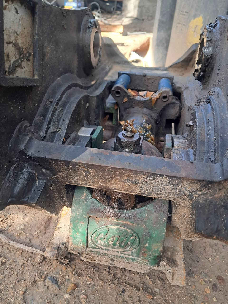 البيع كماشه مال جي سي بي جديده ميكانيكه ***********
