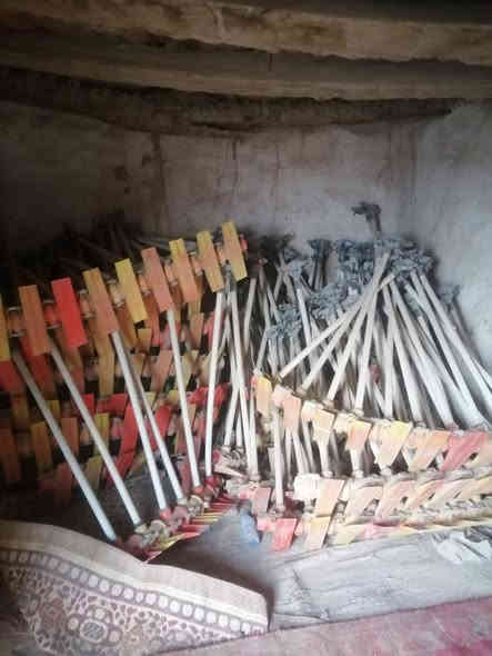 مرشات أرضيه مستخدمه سنتين مكان كربلاء مقابيل مفرگ طويريج طريق نجف كربلاء ***********
