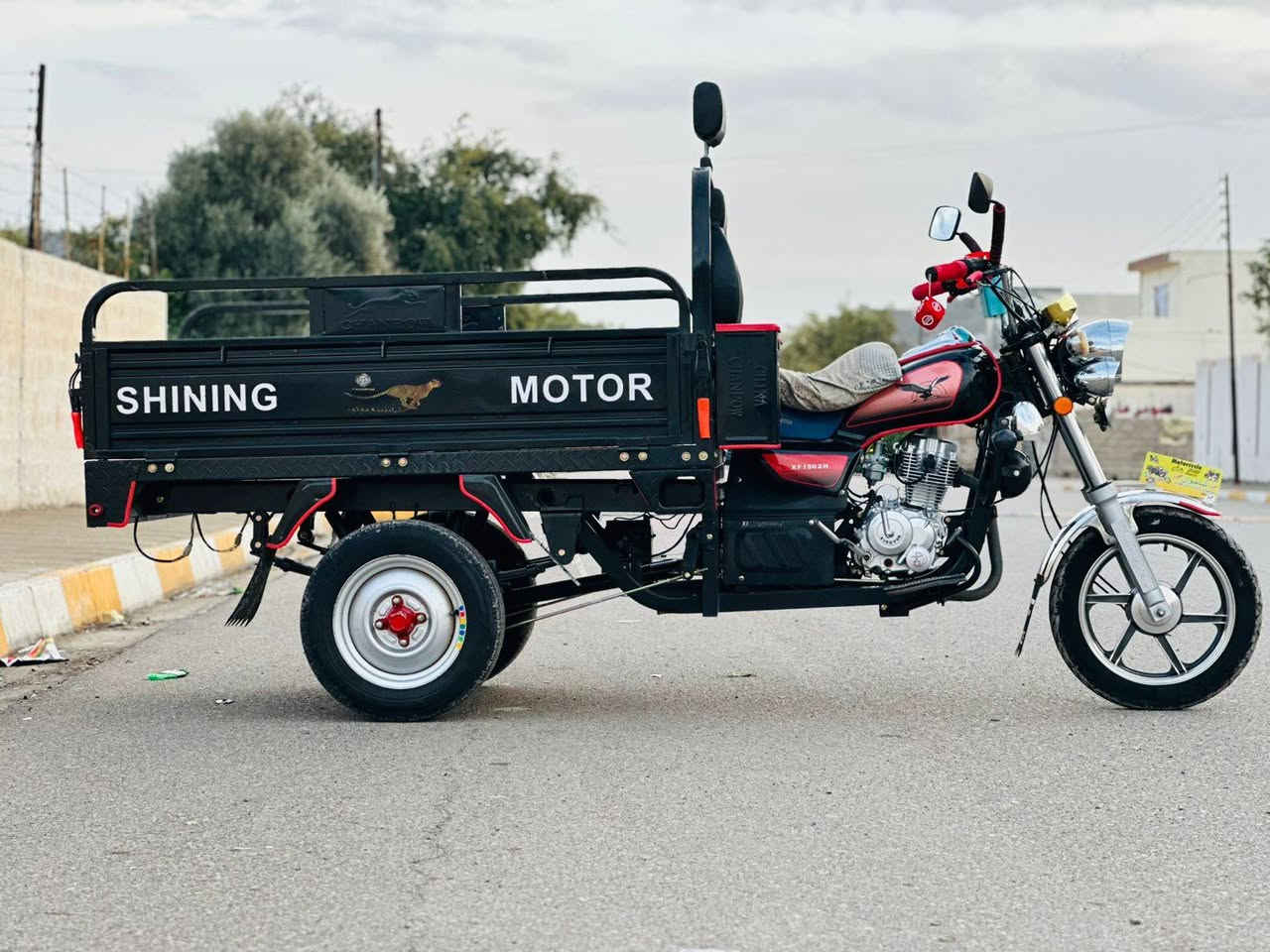 سلام عليكم فحل عالي شاخوان موديل 2023 رقم وسنويه شرط التحويل مكفول كفاله عامه من كلشي ركبه شاصي محرك كله انطي بلشرط ويل صب كيج الالكتروني ستوته جديده مامتعوبه ترايك ومن مجان كهربائيات كله فوول مال جناي شرط احلا من الصور 
مكاني كركوك
***********
