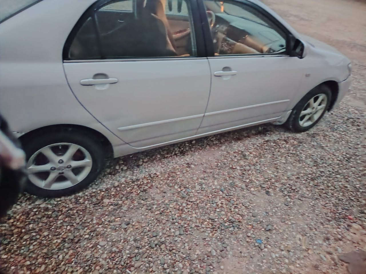 السلام عليكم  كورلا موديل 2007سنويه ساقطه صارلها سنه  محرك 18. لاستفسار الاتصل عل الرقم***********
