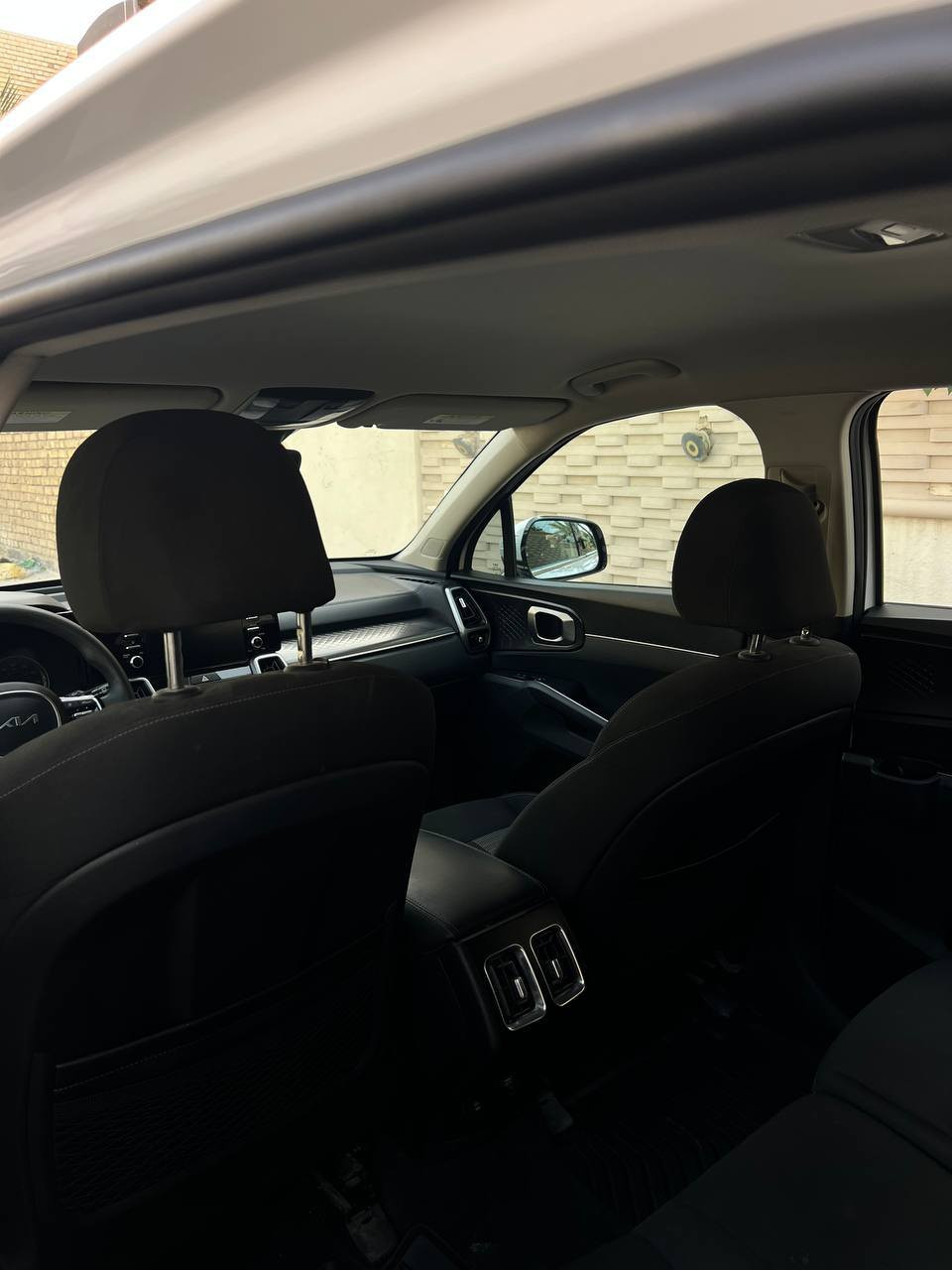 السلام عليكم
سورنتو 2023  محرك 2500 
سبعه راكب
جاملغ وربع البنيد صبغ حادث امريكا فقط 
رقم جديد باسمي 
السعر 215
مكاني بابل
الاتصال ***********
