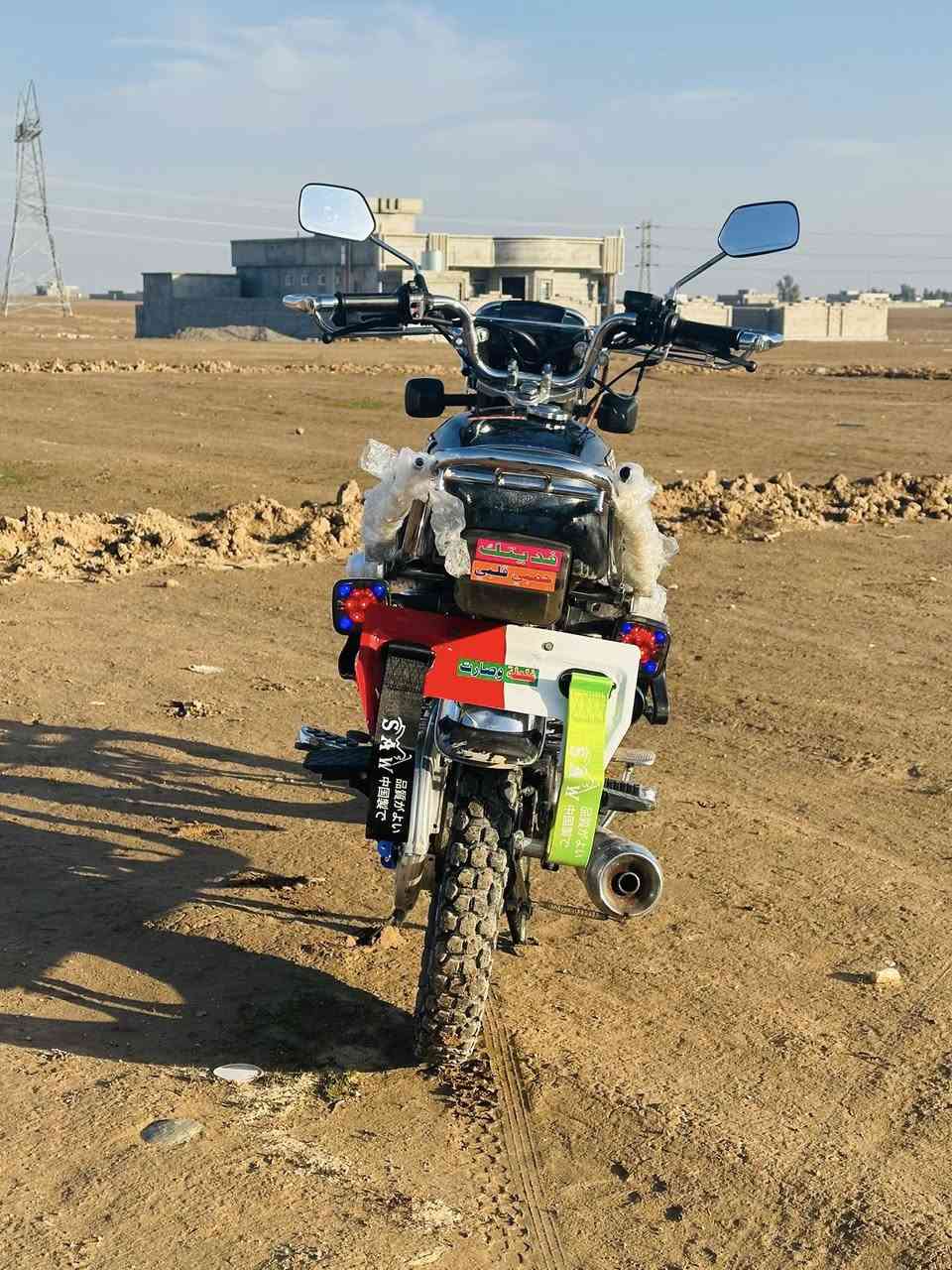 موطور سيفان موديل 2024 محرك 150تشغيل عن بعد بصمه بي منفيس وصويجين ومحرك شرط ما ممدود علي صبانه الكهربائيات كلها شغاله عنوان قريه اشويرات ***********
