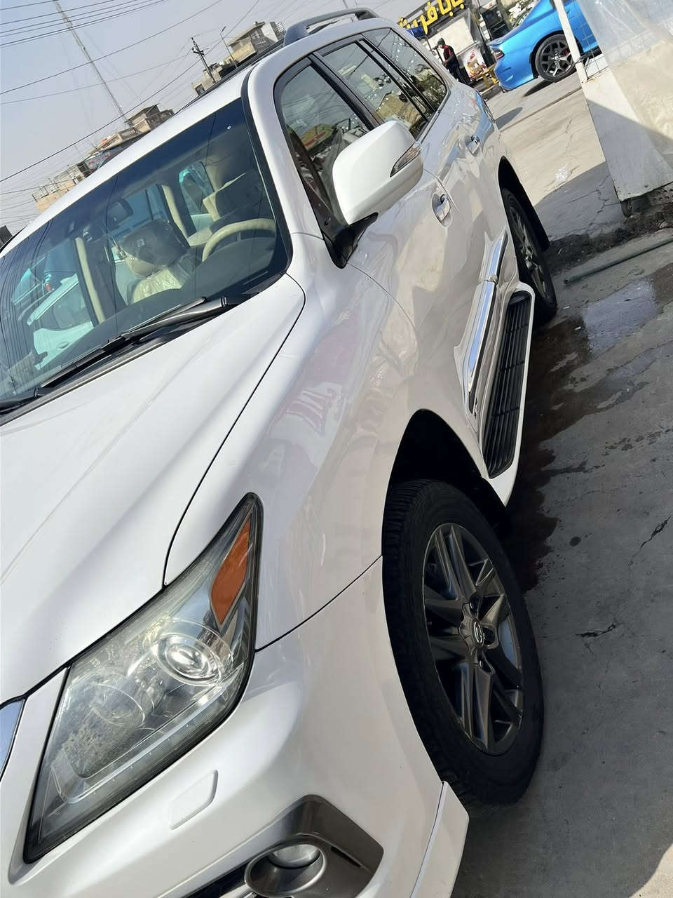 السلام عليكم
لكزس 2014 فول خليجي رقم بغداد بدون صبغ او حادث خليجي السياره 
*********** خابر وتدلل
