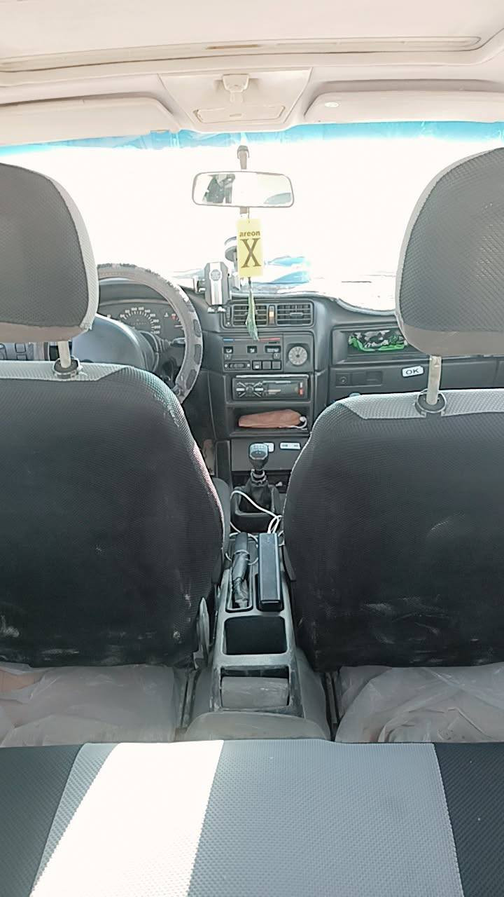 اوبل فكتره موديل 1992حجم 18السياره بدون ضرار فقط مصلح دواير ودوسات محرك بديت صرف كير شرط ورمنيه كله شغاله كابون بانزين بيه طخم مامي وخلفي جديد تواير جديد شرط التحويل مكان السياره موصل حمام العليل السعر43
رقام الهاتف ***********
