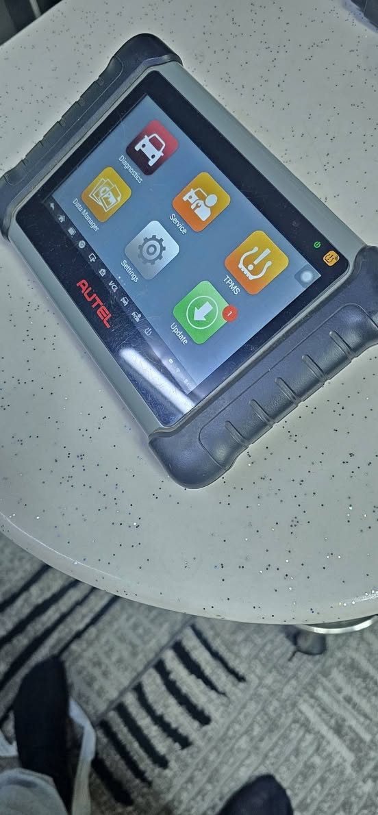 سلام عليكم جهاز اوتيل 808ts نضيف جدا بي 6 اشهر تحديث للبيع الوكيل شركة الوسام سعر 5 اوراق 
*********** مراسلة على الوتساب فقط
