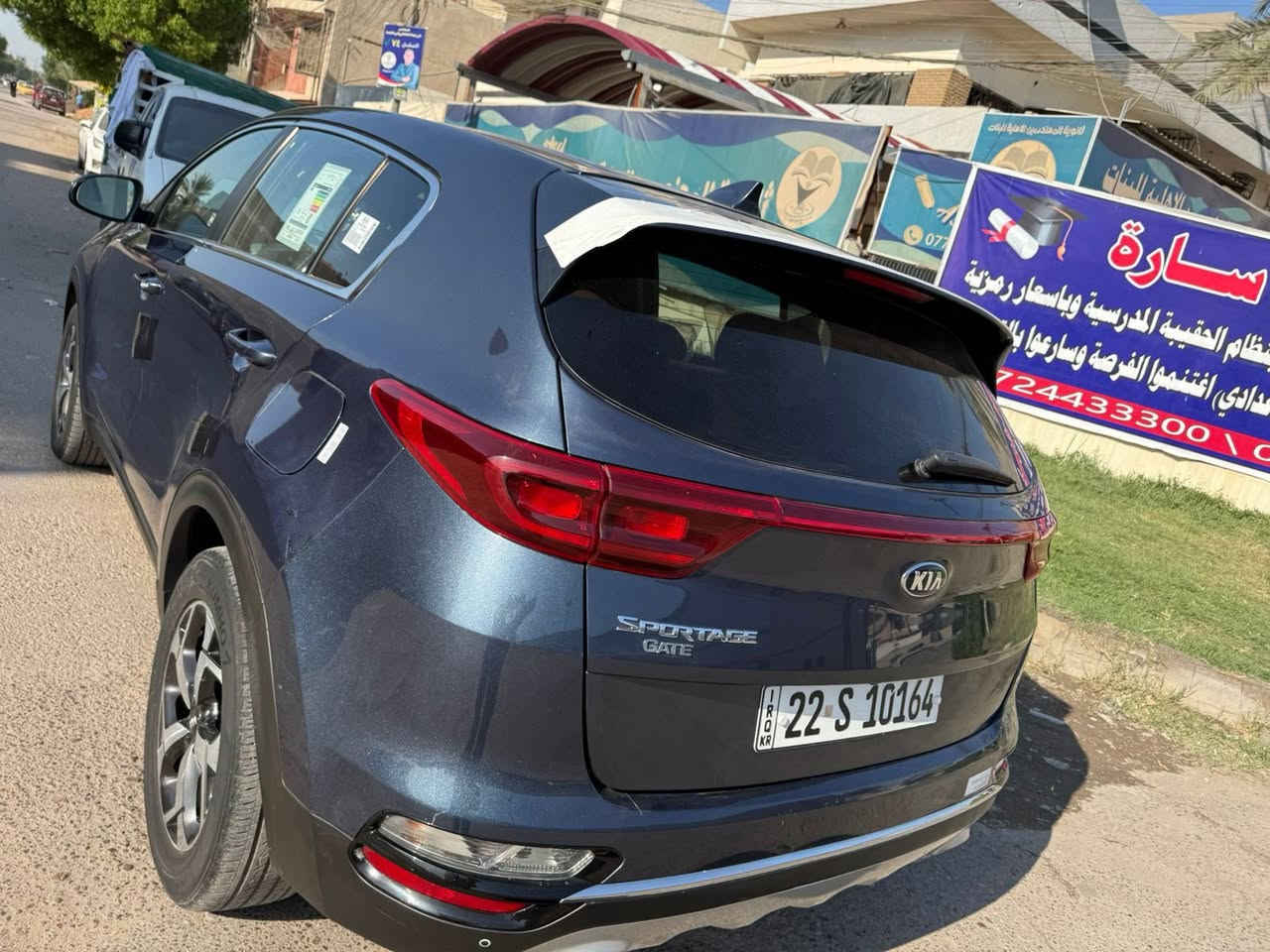 سبورتج مويل ٢٢ وارد أمريكي 🇺🇸 حادث بس بارد فقط بدون إرباك ماشيه ٤١ ألف السعر ١٨٨ ورقه   مكان السيارة بغداد ***********
