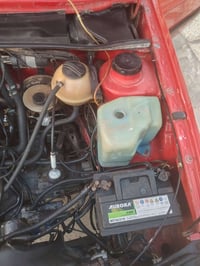 سيارة كولف موديل 90 مكينه وكير شرط بدون صبغ شرط التحويل فقط السعر 35 ب...