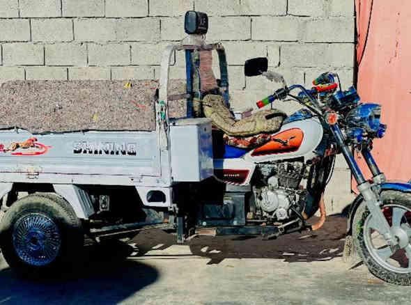 السلام وعليكم عندي هاي الستوته للبيع  2018محرك 21ستوته نضيفه اي عيب مابيهاا كهربايات كلها شقال  اوراق كامله كمرك مدفوع   السعر مليون 200 وبيهاا مجال لطيبين   رقم الهاتف ***********
