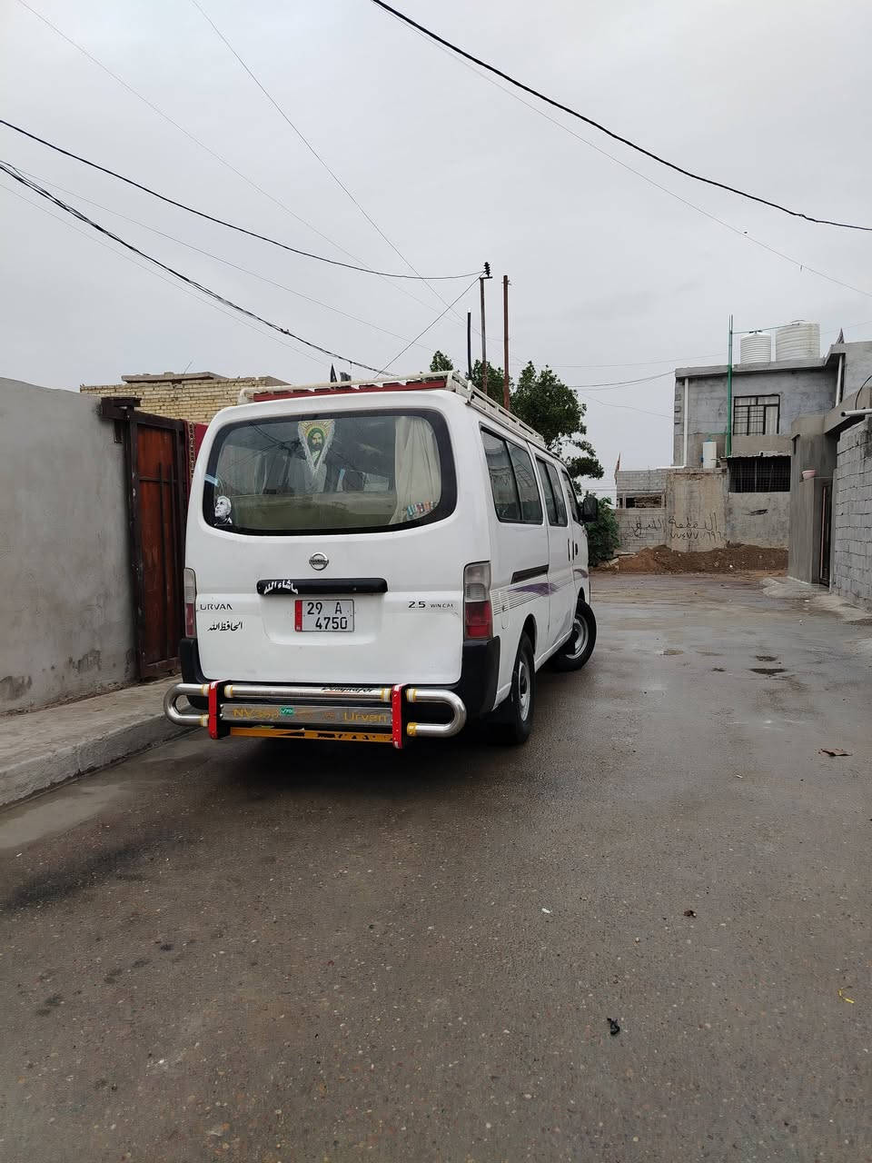 سلام عليكم
نيسان يورفان 2010

سياره معمره خياسات وبيع باردات

كير مكينه اكسن كفاله

مراوس بهايسه فقط

مراوس بهايسه فقط
ولفرق حسب الاتفاق

***********
