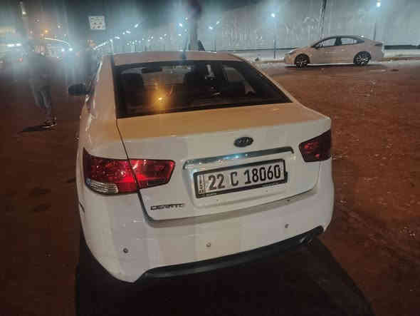 كيا سيراتو 2012 فول مواصفات
تخم تاير
فتحه سقف
بصمه 
شفتات سترين 
تبريد بيانو 
تحكمات ستيرن
حساسات 
مري شفط 
كير محرك بشرط
ماشيه 280
منضومة التبريد كلهه جديده شادلهه
رقم اربيل باسمي شخصيآ سنويه لل27 تريد وكاله تريد تحويل
السياره مصبوغه حزام وبيهه طخه مبينه بلجاملغ الامامي والباب 
السياره خير من الله تجي وتشوف بعينك وتقتنع
السعر 85$ مجال بسيط
العنوان/ شارع حيفا
موبايل ***********
