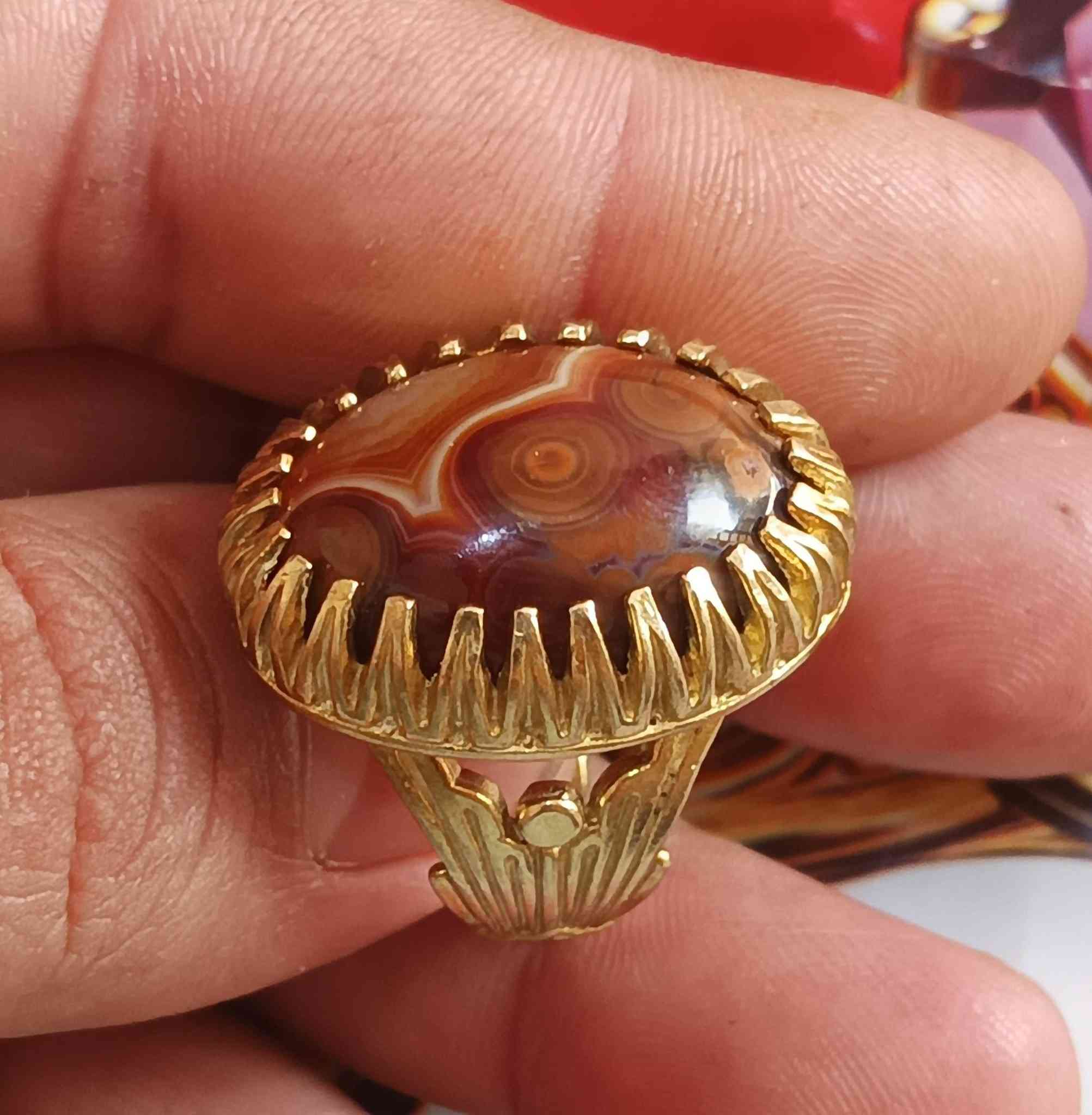 سليماني قديم احمر 3 عيون سياغه سبع معادن للبيع السعر 15 الف معه التوصيل كافه محافظات


**إذا كنت صاحب هذا الإعلان وتريد حذفه لأي سبب، رجاءا أرسل رسالة إلى الدعم الفني**